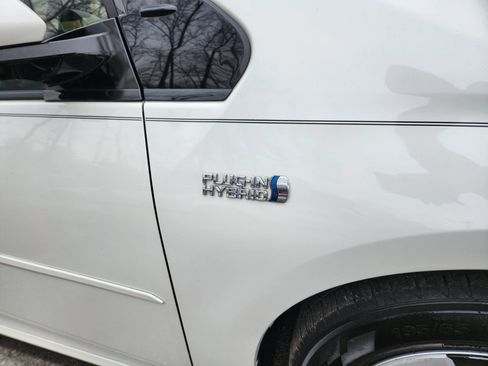 Used 2019 Toyota Prius Prime Premium w/ Carpet Mat Package image 7