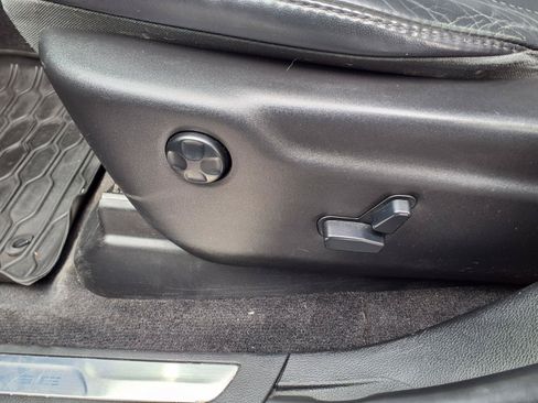 Used 2014 Dodge Durango Limited w/ Nav & Power Liftgate Group AWD/4WD image 23
