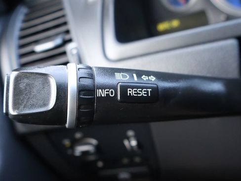 Used 2009 Volvo XC90 V8 R-Design AWD/4WD image 35