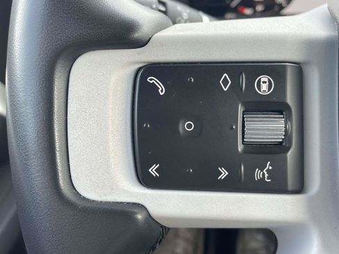 Used 2025 Land Rover Defender 110 S AWD/4WD image 21