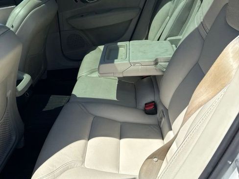 Used 2018 Volvo V90 T5 Cross Country w/ Convenience Package AWD/4WD image 5