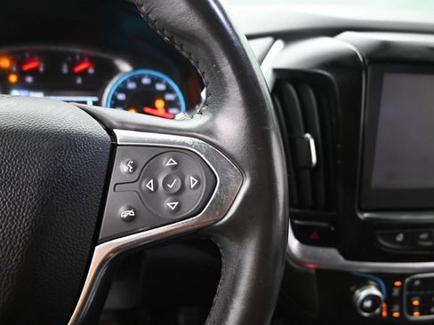 Used 2019 Chevrolet Traverse LT image 18