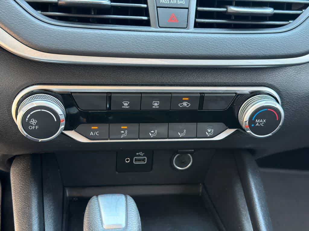 Used 2023 Nissan Altima 2.5 S FWD image 33