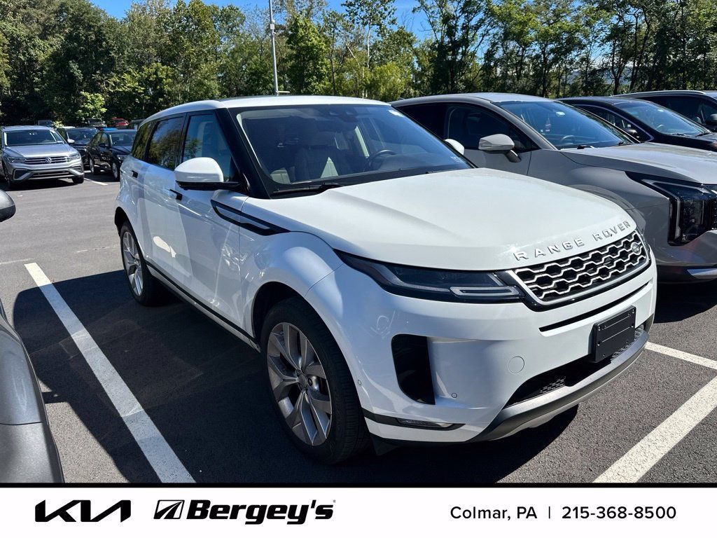 Used 2020 Land Rover Range Rover Evoque SE AWD/4WD image 3