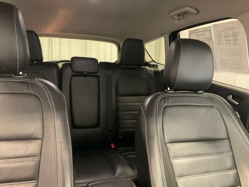Used 2018 Ford Escape SEL w/ Ford Safe & Smart Package AWD/4WD image 33