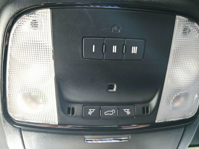 Used 2021 Dodge Durango R/T w/ Blacktop Package AWD/4WD image 35