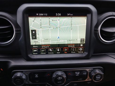 Used 2022 Jeep Wrangler Unlimited Sahara image 45