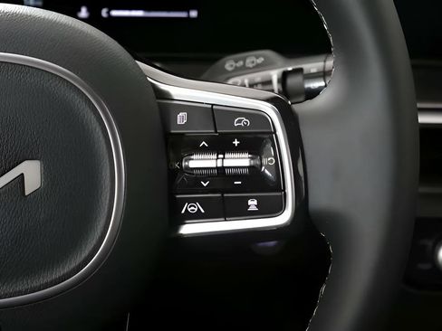 New 2025 Kia Sorento S image 23