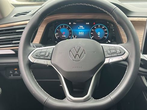 New 2026 Volkswagen Atlas SE image 14