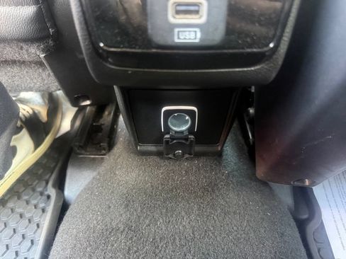 Used 2025 Jeep Compass Trailhawk AWD/4WD image 41