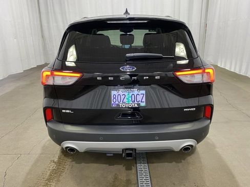Used 2021 Ford Escape SEL w/ Class II Trailer Tow Package image 5
