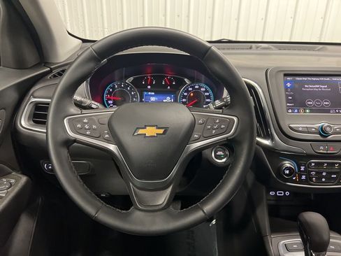 Certified 2023 Chevrolet Equinox LT w/ Driver Convenience Package image 13
