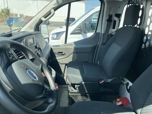 Used 2025 Ford Transit 250 Low Roof w/ Exterior Upgrade Package RWD image 3