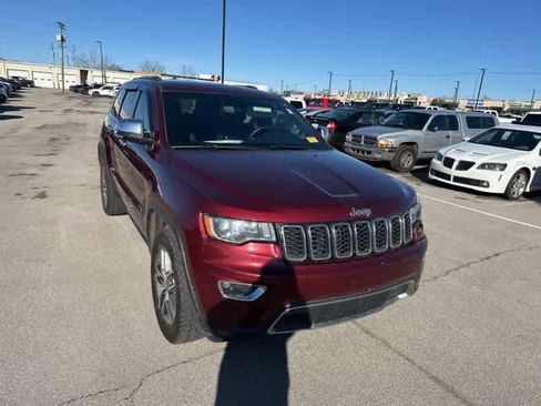 Used 2019 Jeep Grand Cherokee Limited image 26
