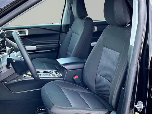 Certified 2024 Ford Explorer XLT AWD/4WD image 25