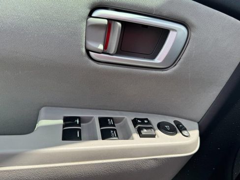 Used 2013 Honda Pilot LX image 16