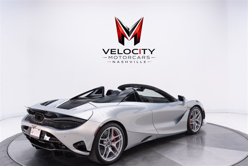 Used 2024 McLaren 750S Spider RWD image 14