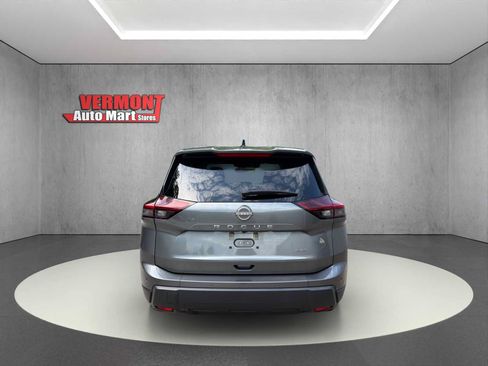 Used 2024 Nissan Rogue S AWD/4WD image 7