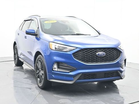 Used 2022 Ford Edge ST-Line w/ Cargo Accessory Package image 4