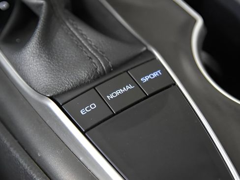 Used 2024 Toyota Camry LE w/ Convenience Package image 30