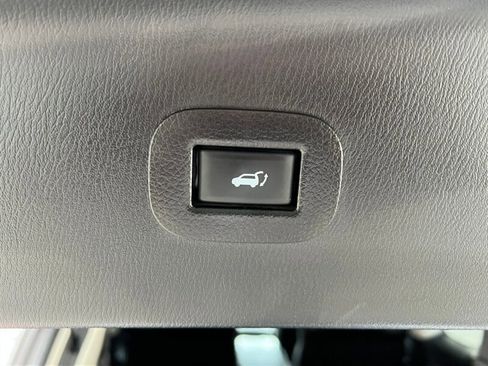 Used 2024 INFINITI QX80 Luxe image 30