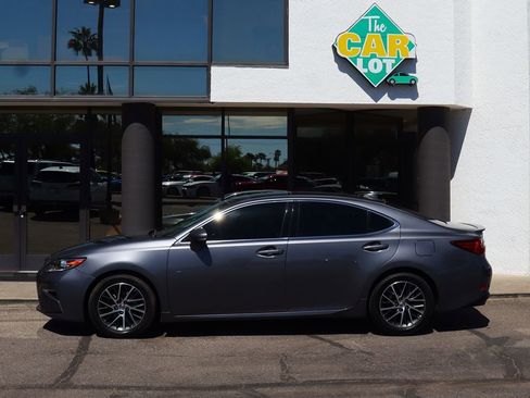 Used 2017 Lexus ES 350 image 8