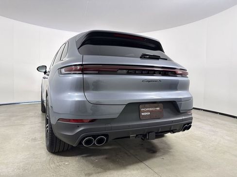 New 2026 Porsche Cayenne S AWD/4WD image 19