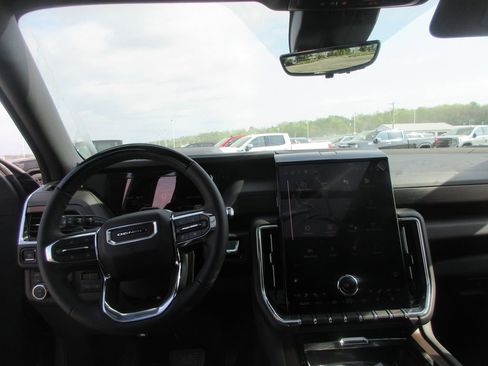 New 2026 GMC Yukon XL Denali image 16