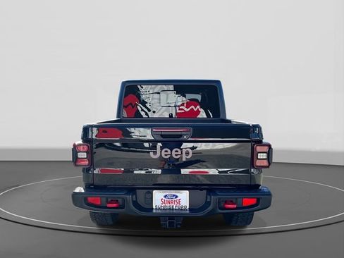 Used 2024 Jeep Gladiator Rubicon w/ Convenience Group image 6