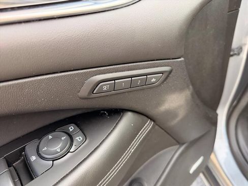 Used 2018 Buick LaCrosse Premium w/ Driver Confidence Package #2 AWD/4WD image 19