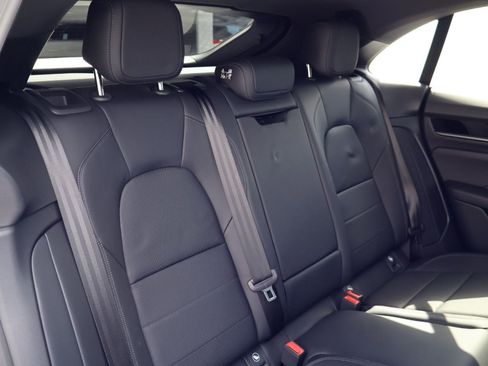 Certified 2025 Porsche Macan Electric RWD image 23