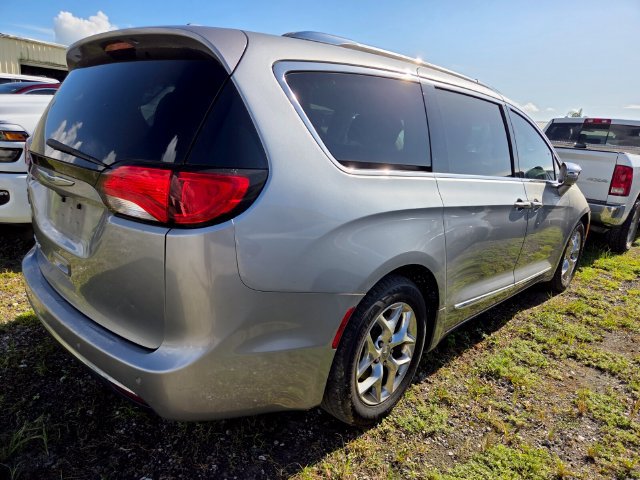Used 2019 Chrysler Pacifica Limited FWD image 5