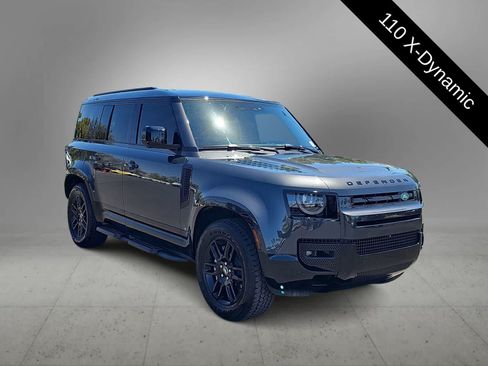 Used 2025 Land Rover Defender 110 X-Dynamic SE AWD/4WD image 2