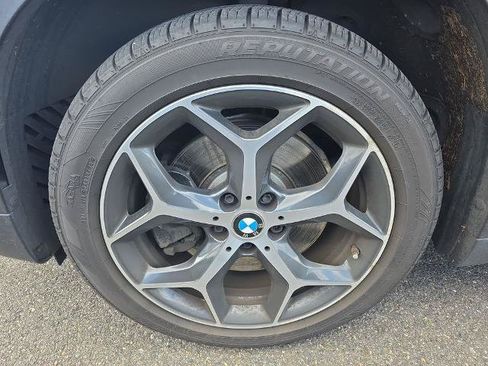 Used 2019 BMW X1 xDrive28i w/ Convenience Package AWD/4WD image 14