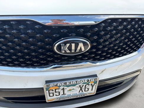 Used 2016 Kia Sorento EX AWD/4WD image 9