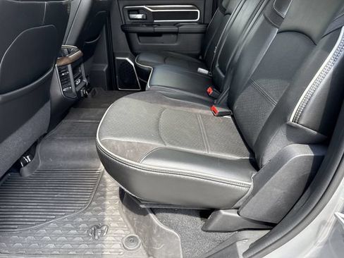 Used 2022 RAM 3500 Laramie AWD/4WD image 25