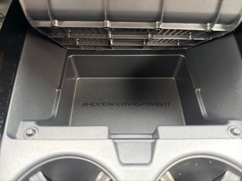 New 2026 Toyota Prius LE image 33