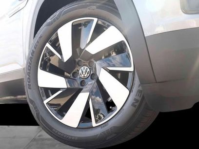 New 2026 Volkswagen Atlas Cross Sport SE