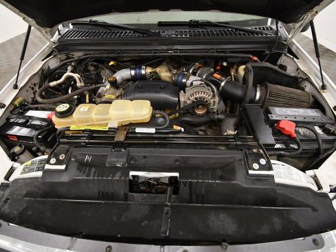 Used 2003 Ford F350 Lariat image 12
