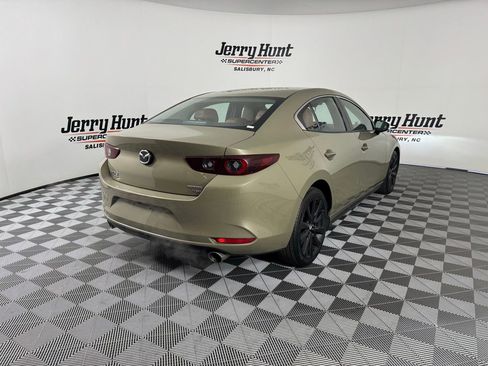 Used 2024 MAZDA MAZDA3 s image 9