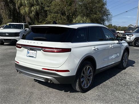 Used 2021 Lincoln Corsair FWD w/ Premium Package image 3