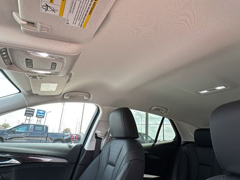 New 2025 Buick Envision Preferred image 10