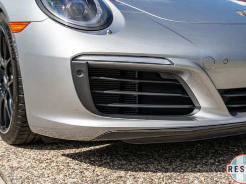 Used 2017 Porsche 911 Carrera 4S image 23