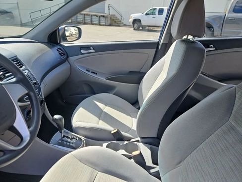 Used 2015 Hyundai Accent GLS FWD image 17