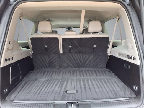 Used 2024 Jeep Wagoneer L Series II RWD image 13