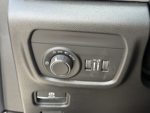 New 2026 Jeep Grand Cherokee Laredo image 37