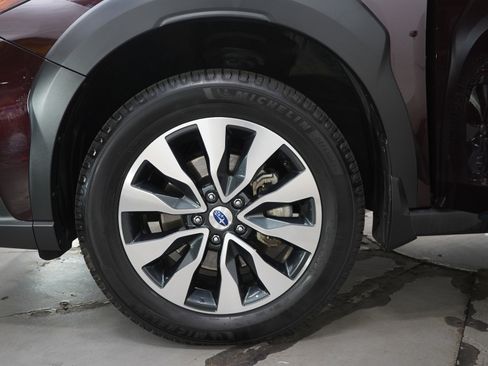 Used 2024 Subaru Outback Touring AWD/4WD image 31