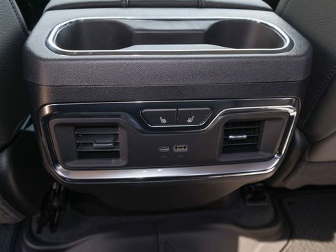 New 2026 GMC Sierra 1500 Denali AWD/4WD image 11