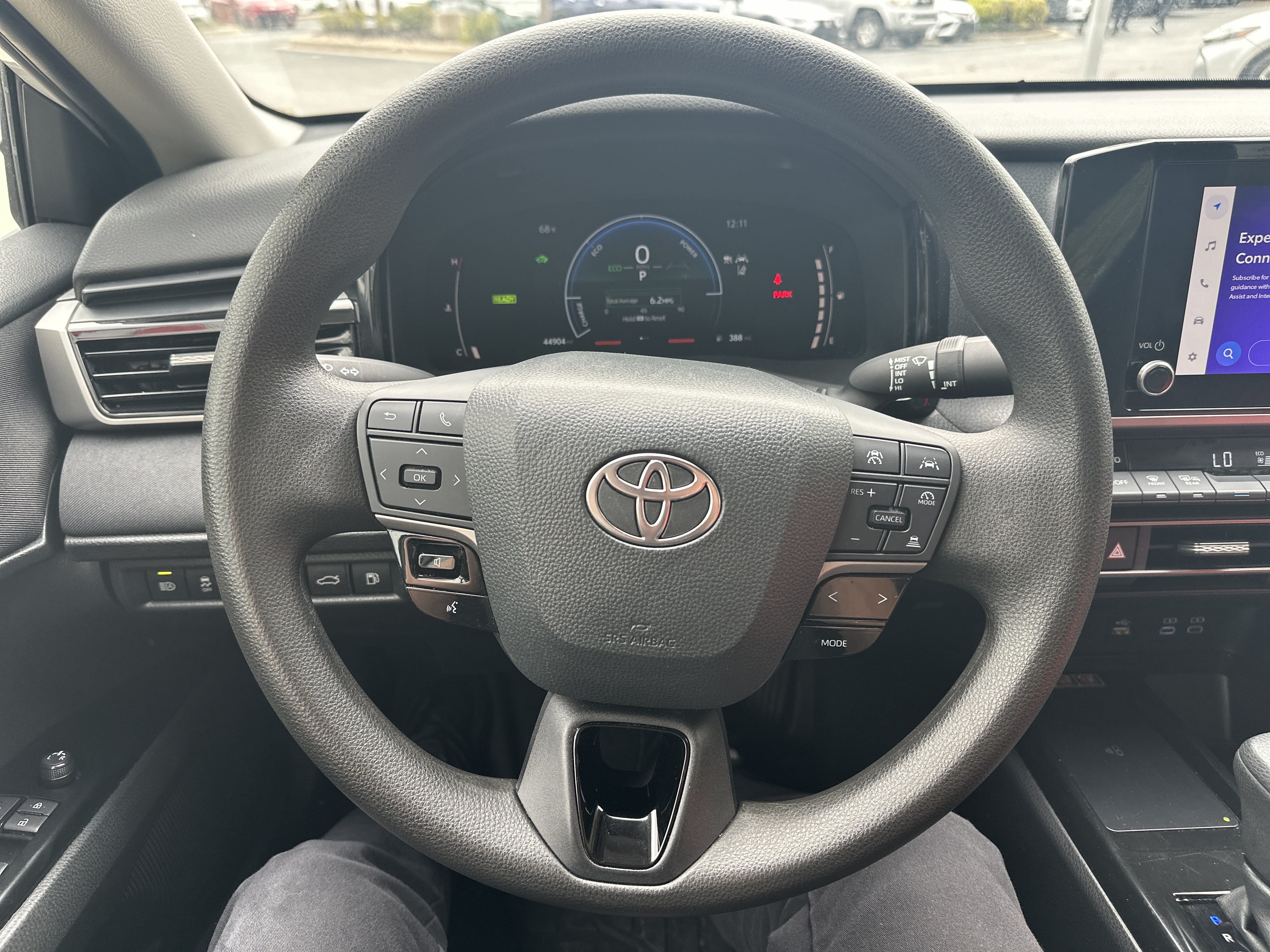 Used 2025 Toyota Camry LE FWD image 17