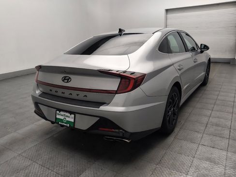 Used 2020 Hyundai Sonata SEL w/ Convenience Package FWD image 9
